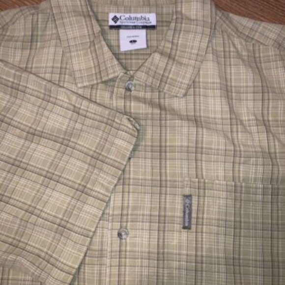 Columbia Mens Green Plaid Short Sleeve Button Down Large Outdoors Casual - Picture 1 of 7